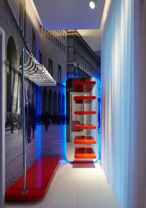 Town House Street Otel Milano 0*,
